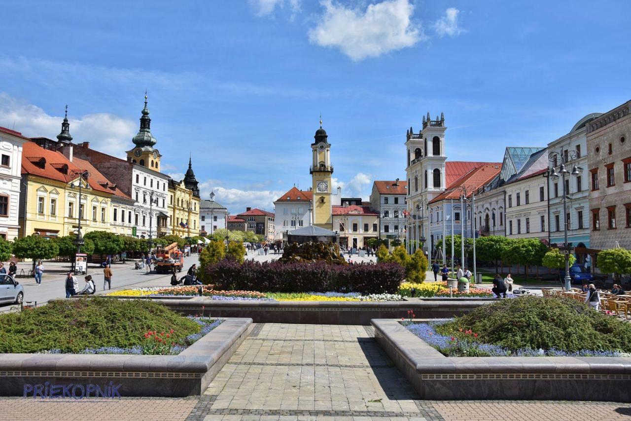 Chalupku - Luxurious Apartment 70M2 In Direct Centrum With Parking Included, Air-Conditioned, Balcony, Quiet Sleep, Best In Town Banská Bystrica Exteriör bild